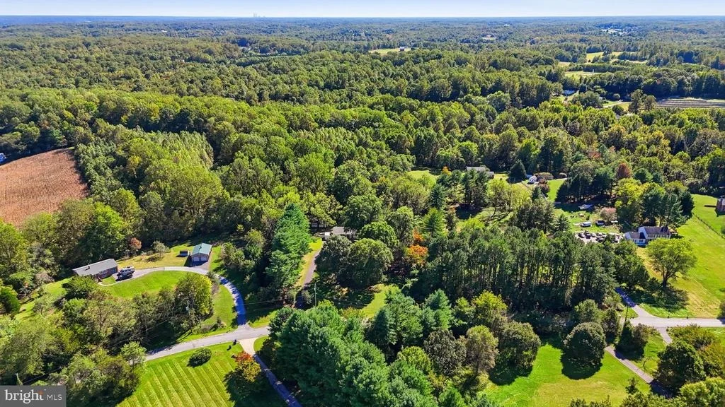 Photo of 15211 CANDY HILL ROAD