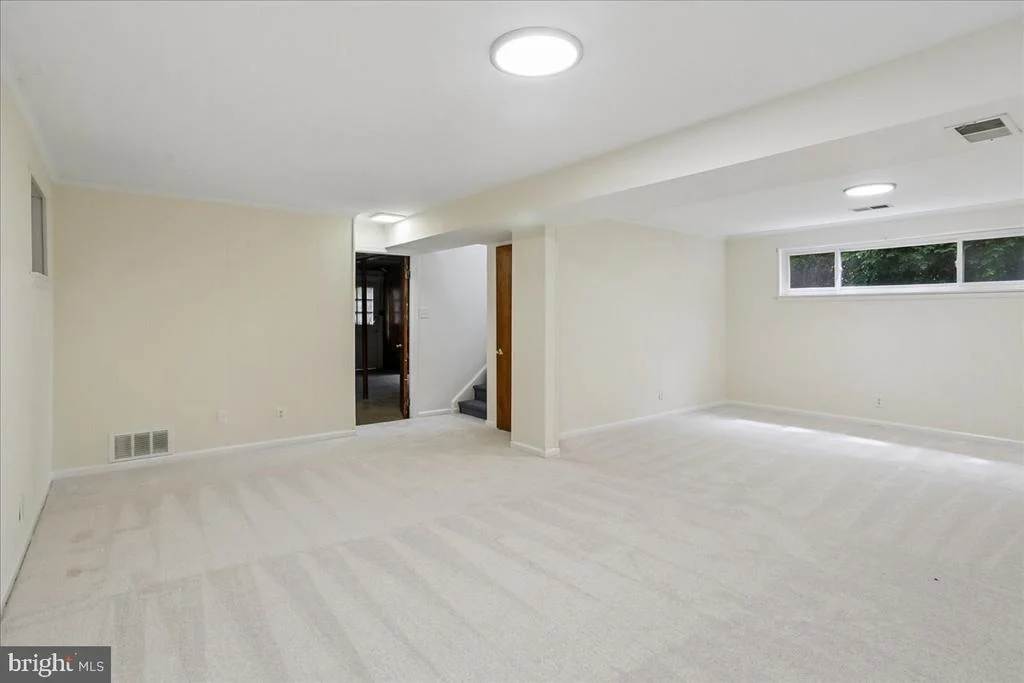 Photo of 3604 HERITAGE LANE