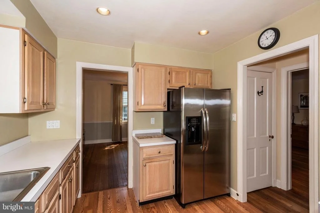 Photo of 1517 FOREST GLEN ROAD