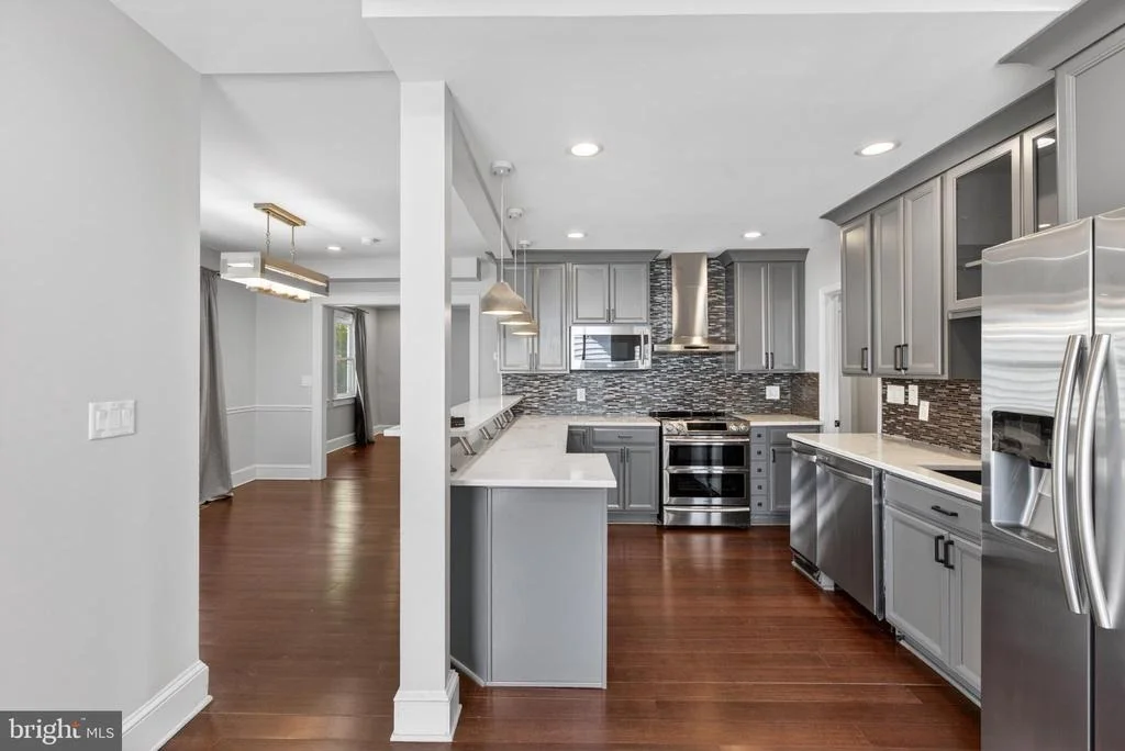 Photo of 4415 BRADLEY LANE