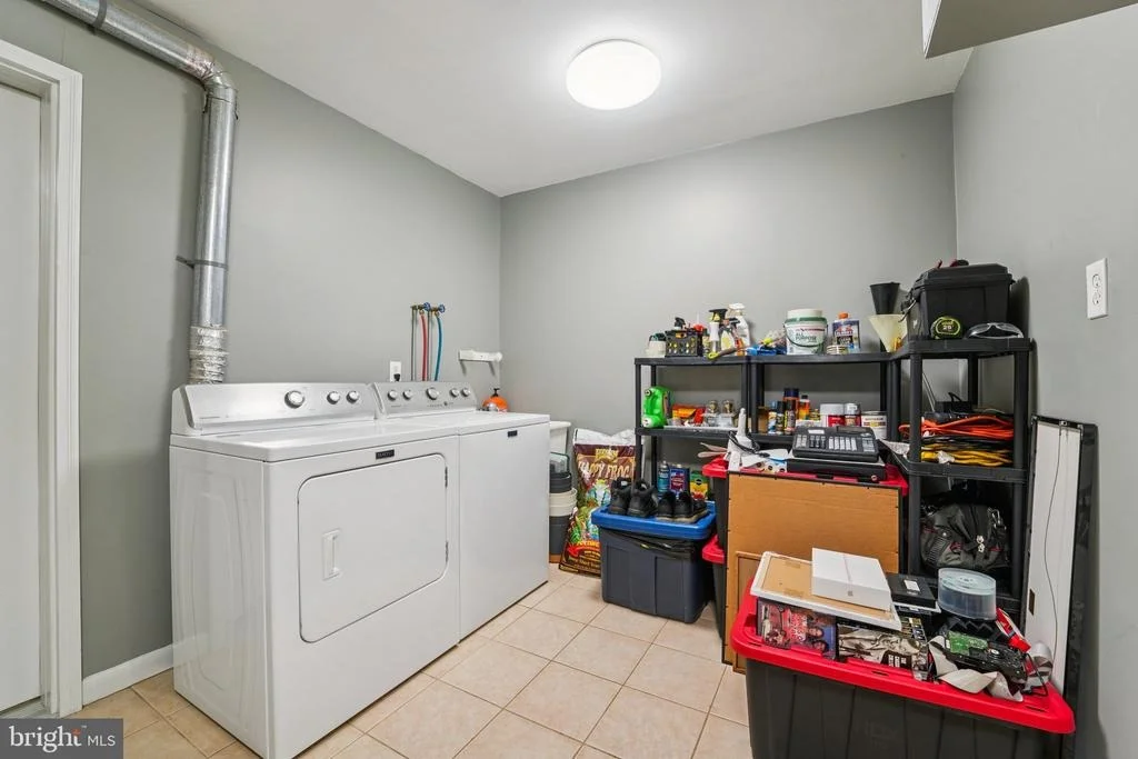 Photo of 1005 GULLO ROAD