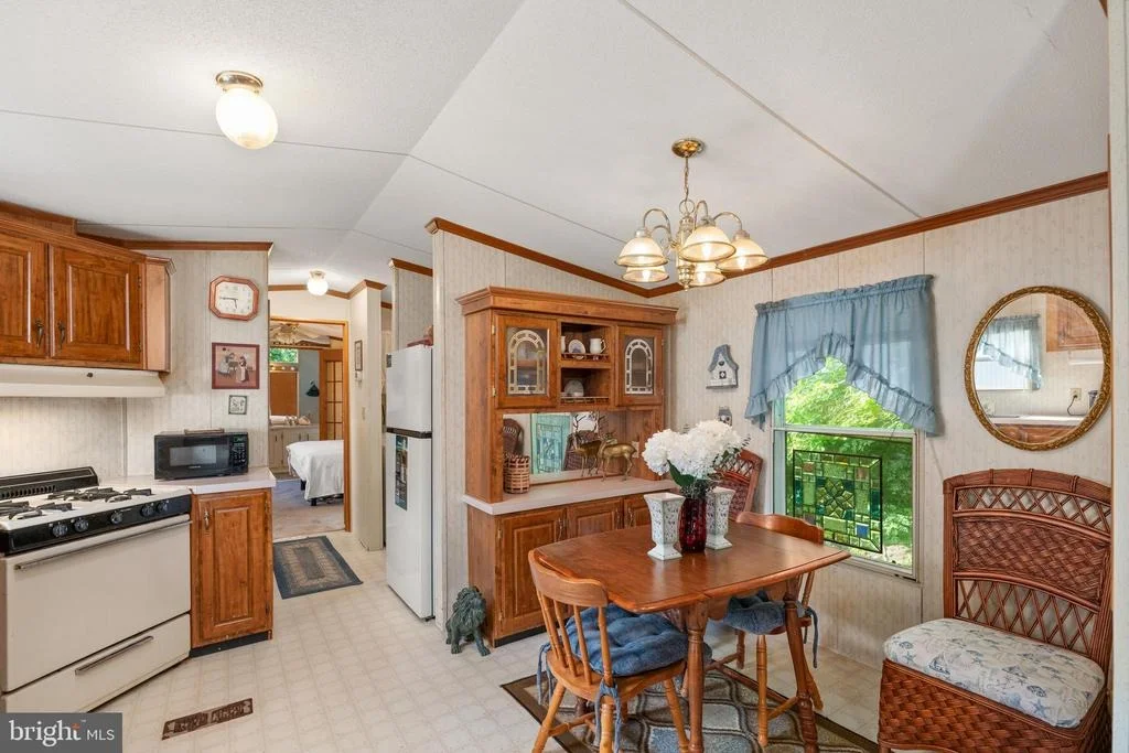 Photo of 16319 CAPES COVE LANE