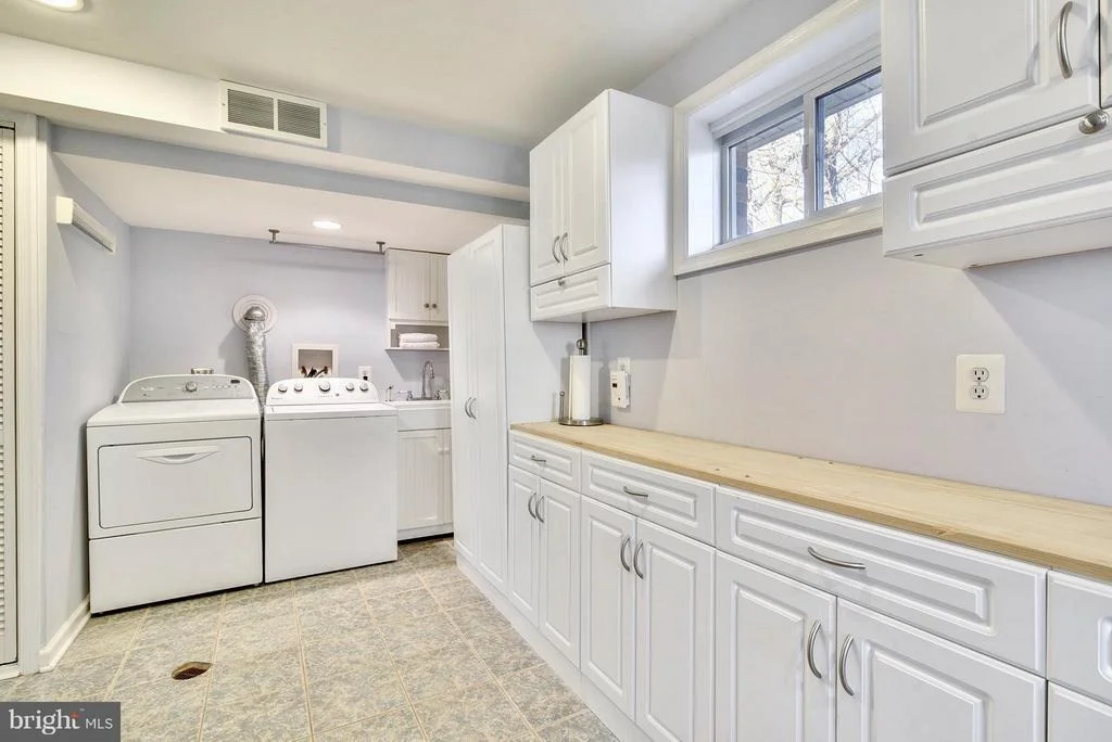 Photo of 8534 KENTFORD DRIVE