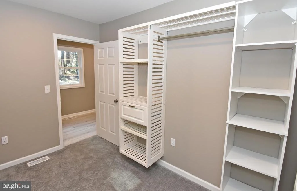 Photo of 516 OVERBROOK DRIVE