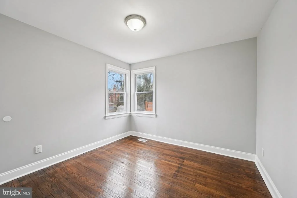 Photo of 4902 GILRAY DRIVE