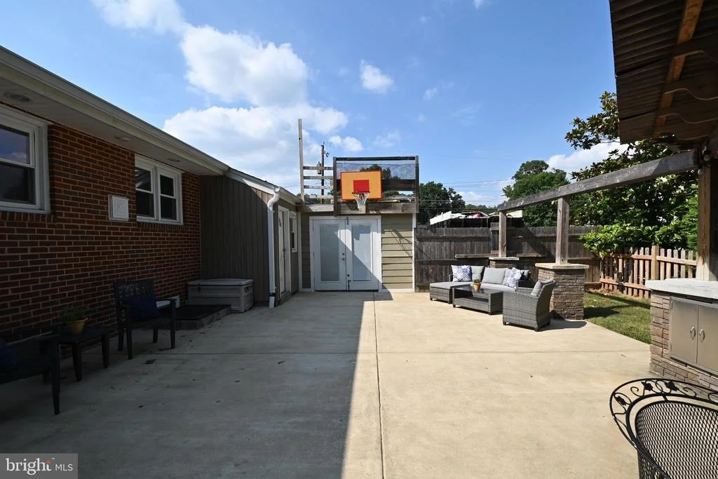 Photo of 1801 ROLLINS DRIVE