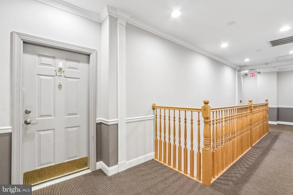 Photo of 121 KYLE WAY