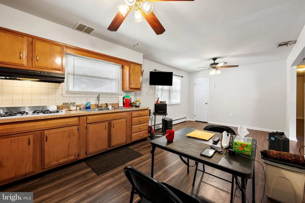 Photo of 410 STONEY TERRACE
