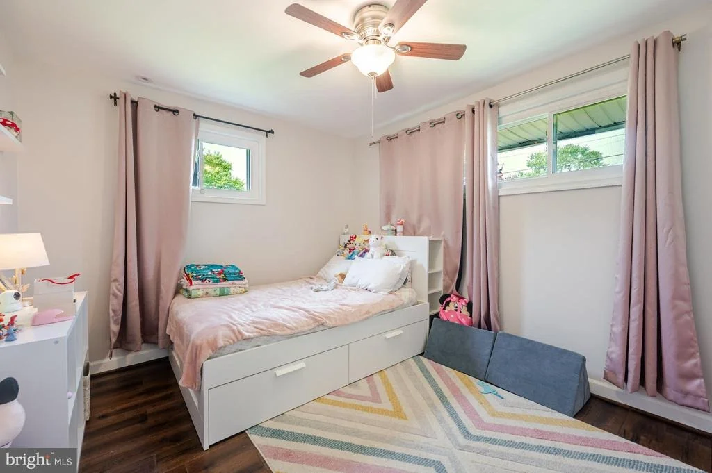 Photo of 4803 APPLE TREE DRIVE