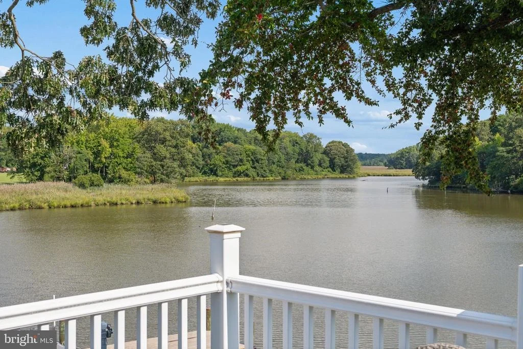 Photo of 456 DEALE ROAD