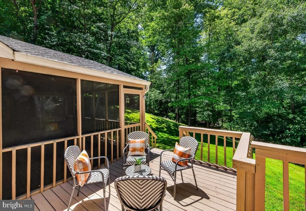 Photo of 1808 BATTEN HOLLOW ROAD
