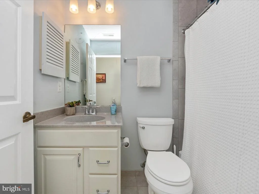 Photo of 814 COXSWAIN WAY