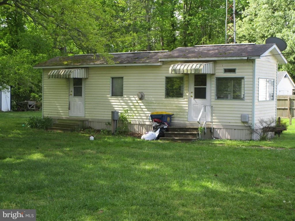 Photo of 2434 WHITE OAK