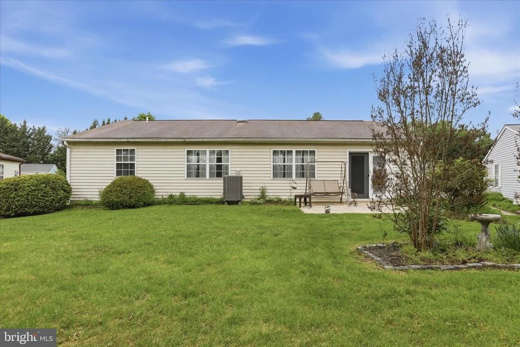 Photo of 5661 CRABAPPLE DRIVE