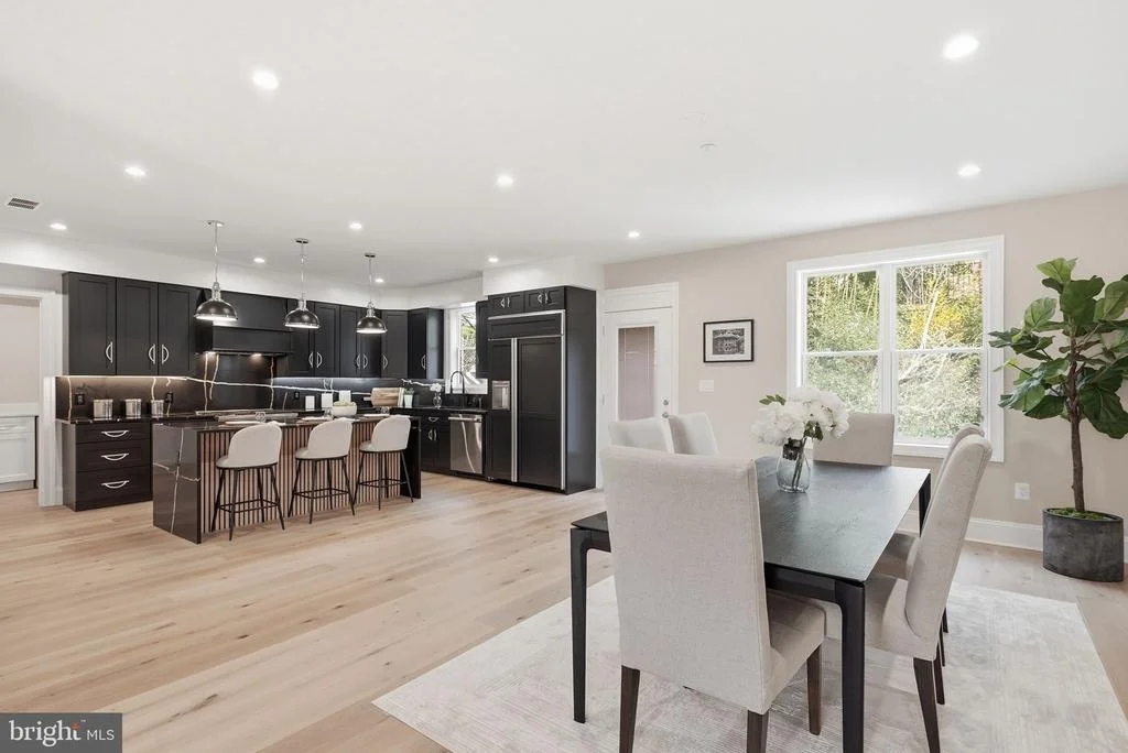 Photo of 5047 MACARTHUR BOULEVARD NW