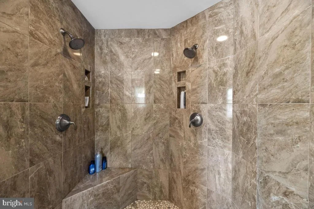 Photo of 1162 OAK VIEW DRIVE