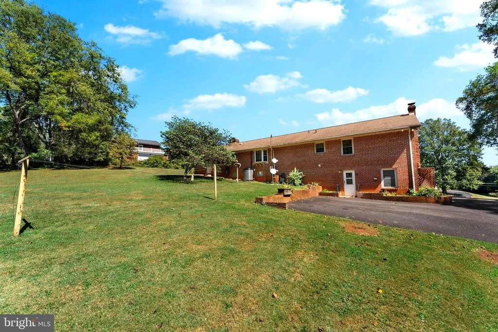 Photo of 194 RED HILL ROAD