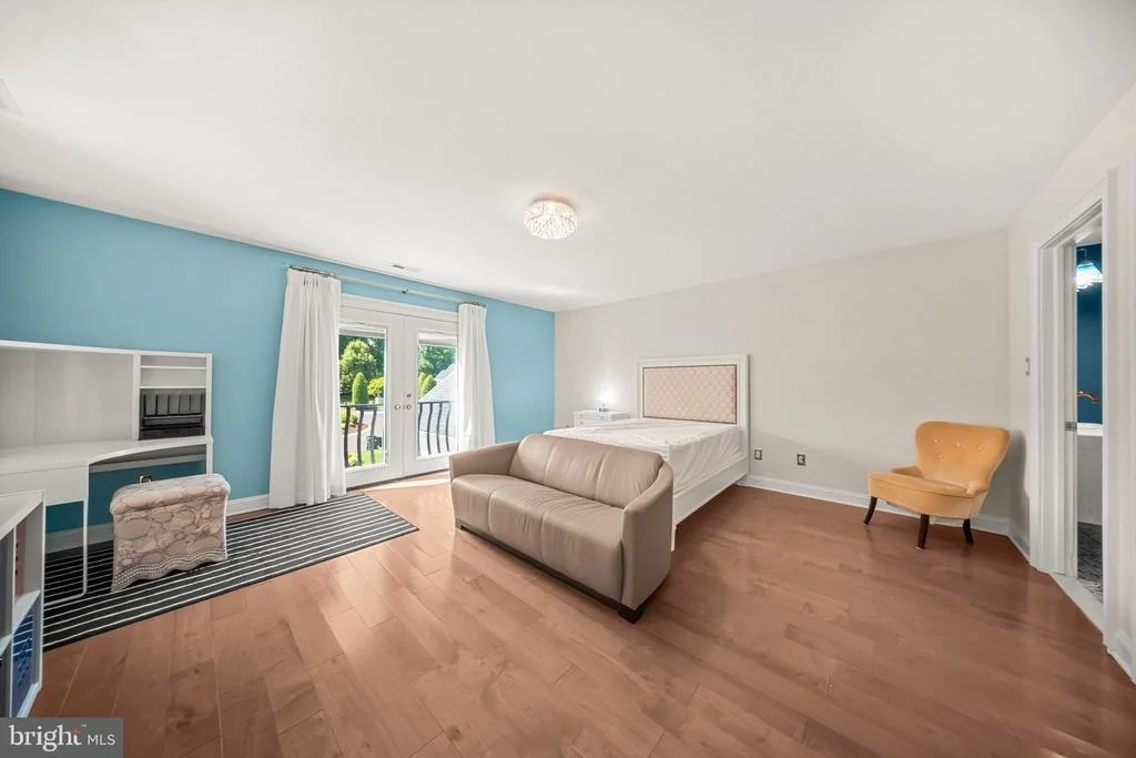 Photo of 920 PINE VALLEY