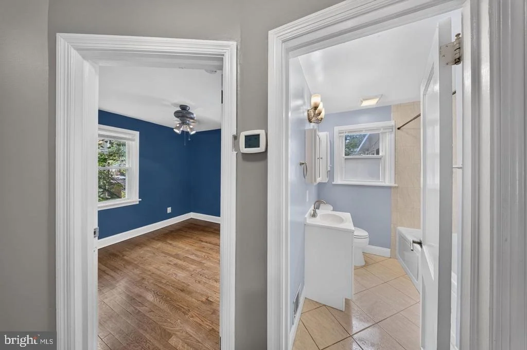 Photo of 2712 NEWTON STREET