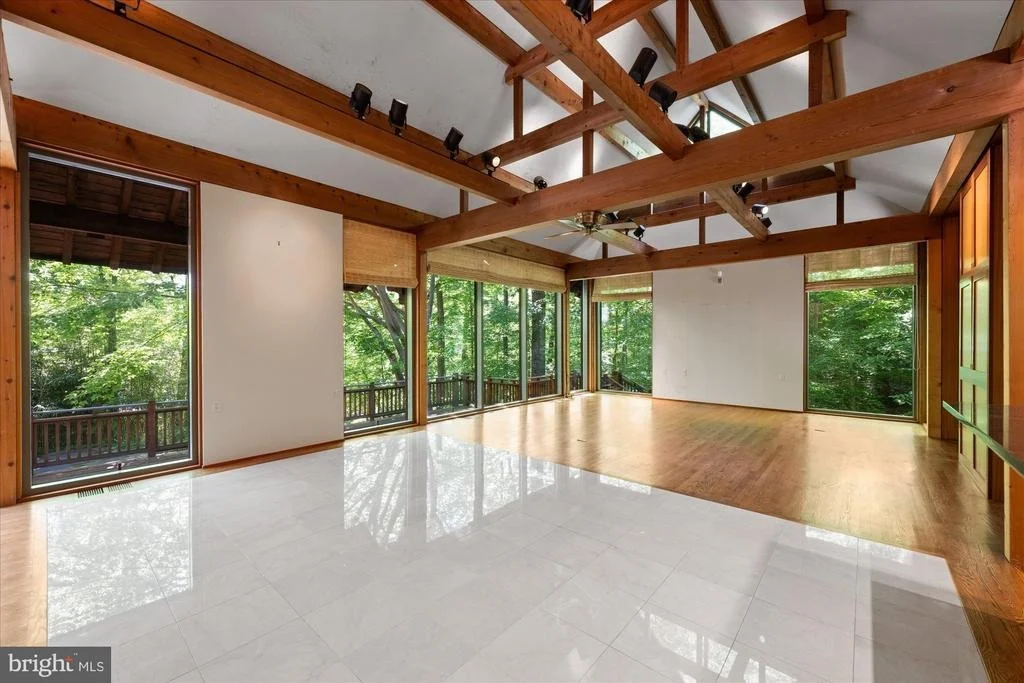 Photo of 7575 POTOMAC FALL ROAD