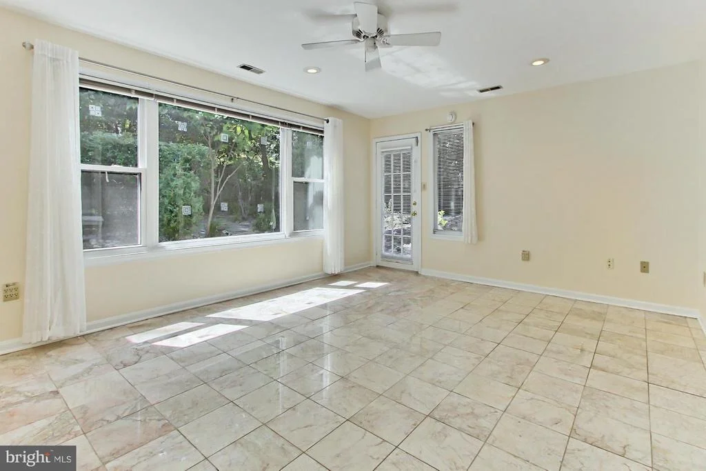 Photo of 5212 JULIET STREET
