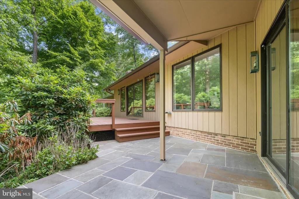 Photo of 698 DISCOVERY ROAD