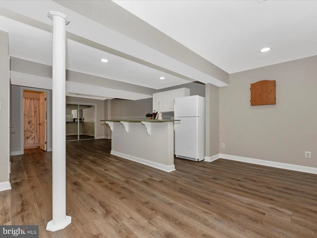 Photo of 6 FARMSTEAD PLACE