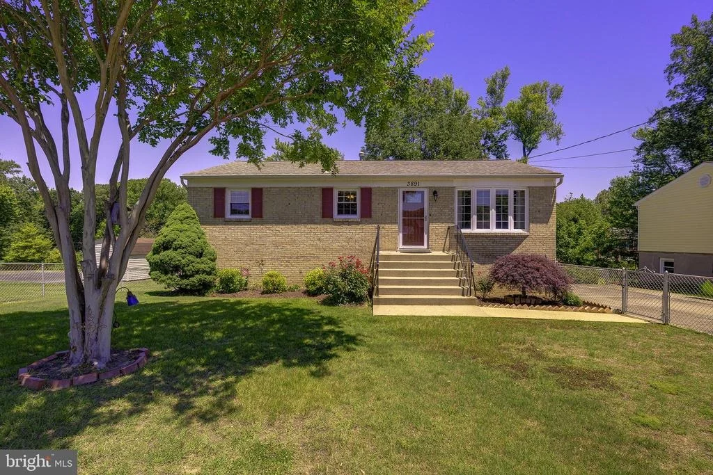 Photo of 3891 DOMINION DRIVE