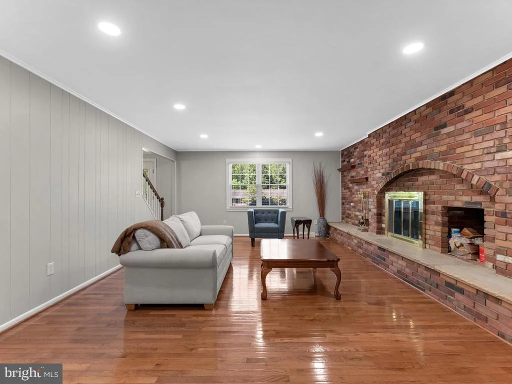 Photo of 2106 MOUNT HEBRON DRIVE