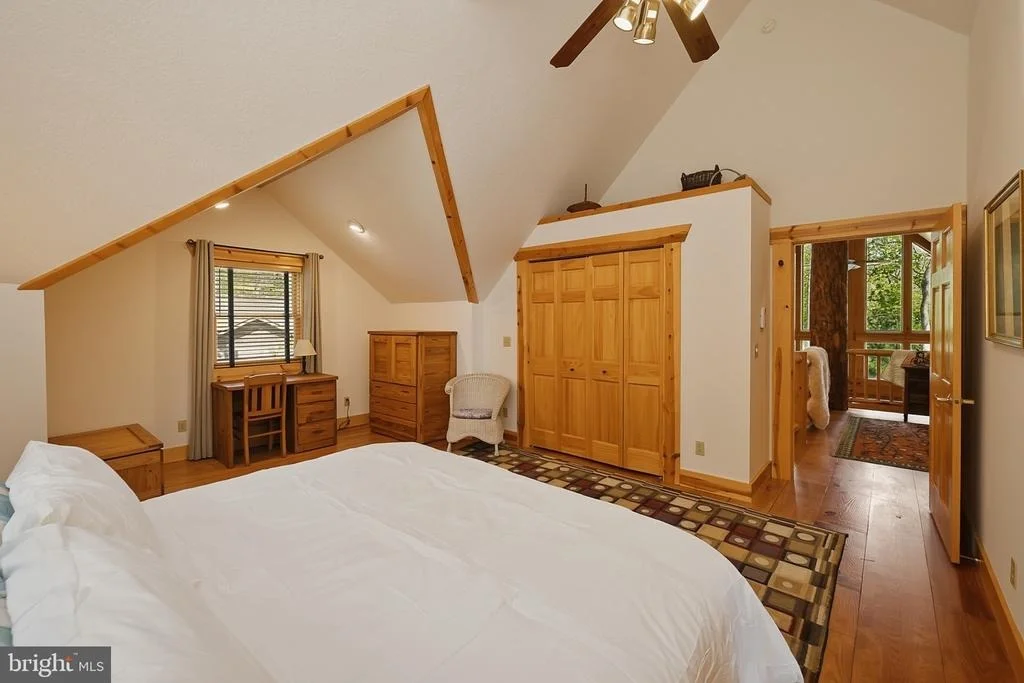 Photo of 42 RED OAK WAY