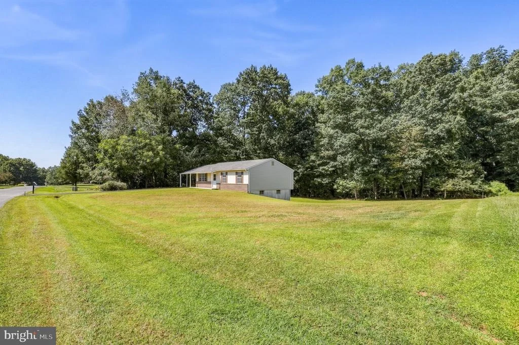 Photo of 3902 SHAKESPEARE WAY