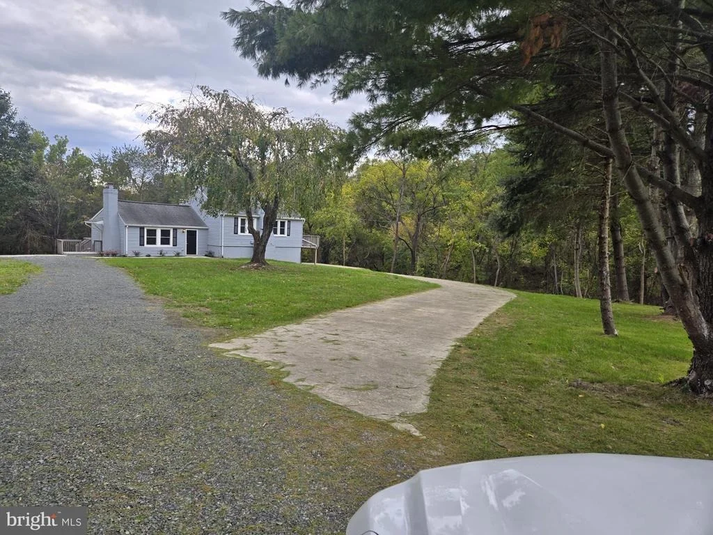 Photo of 2016 RIVERMONT DRIVE