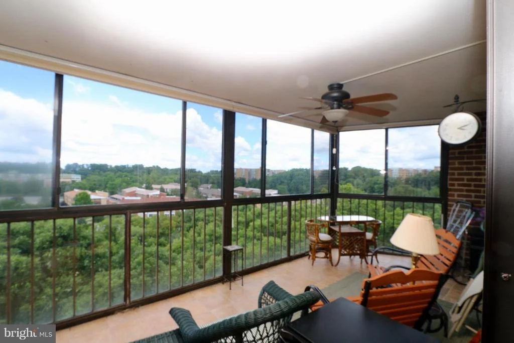 Photo of Unit 11014 at 15101 INTERLACHEN DRIVE