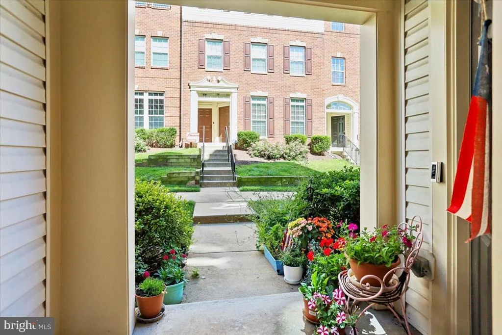 Photo of 7481 BRUNSON CIRCLE