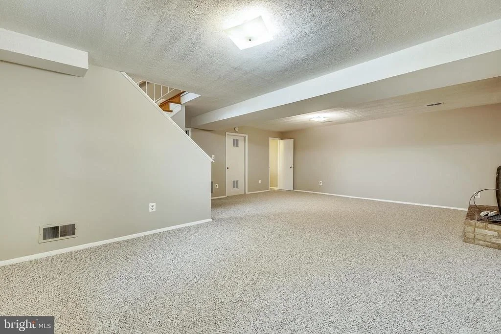 Photo of 7404 BEE BEE DRIVE