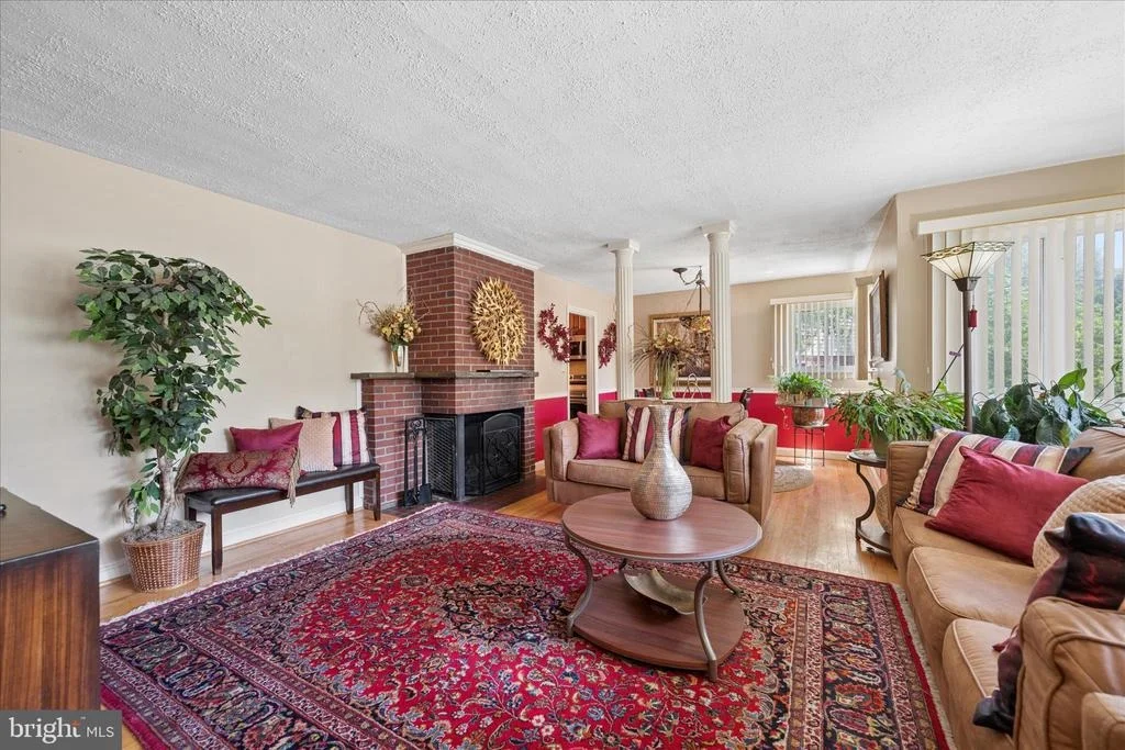 Photo of 6803 ADELPHI ROAD