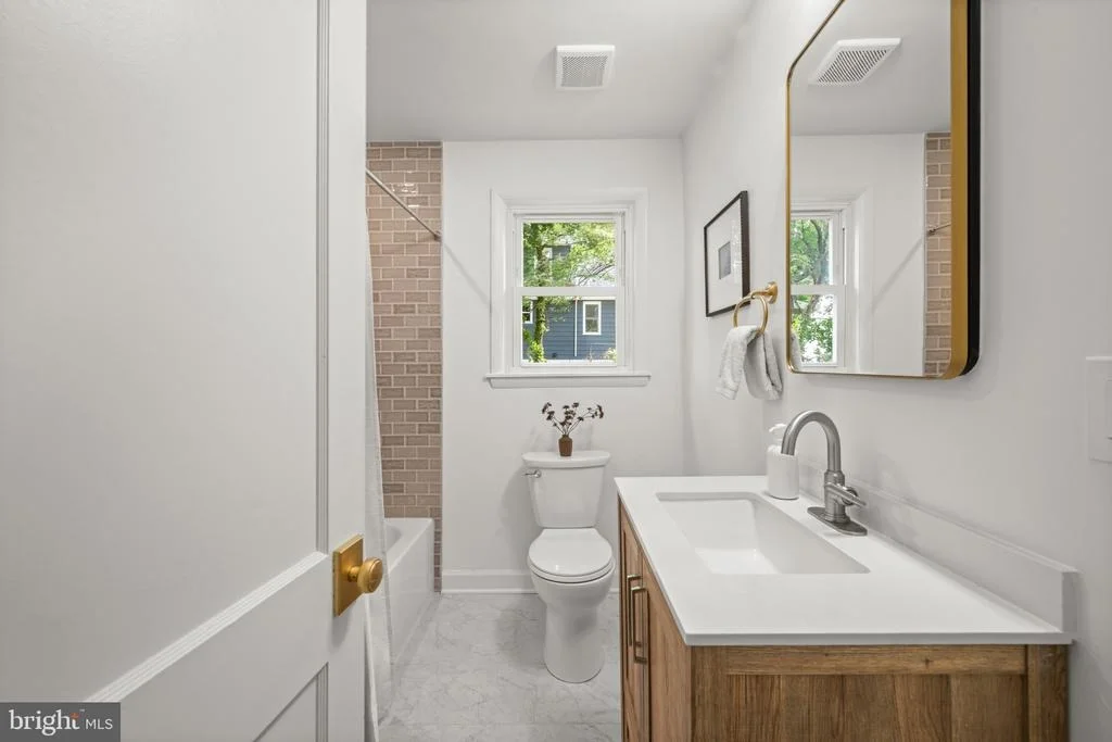 Photo of 210 4TH AVENUE