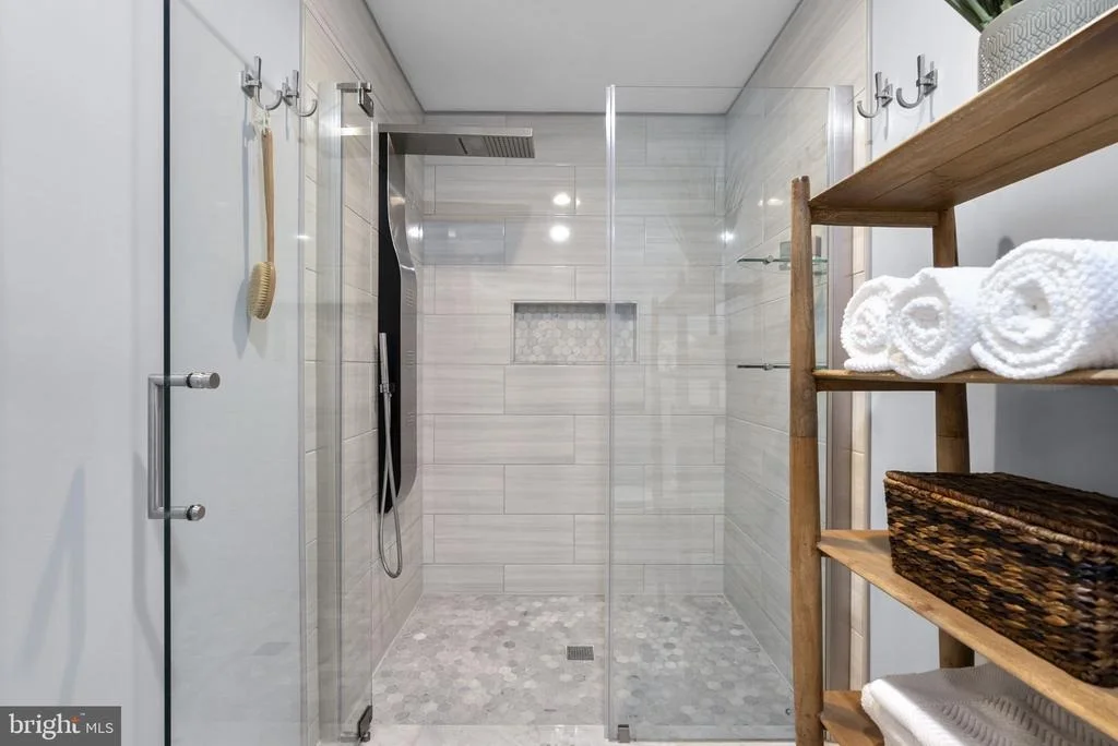 Photo of 3809 KING WILLIAM DRIVE