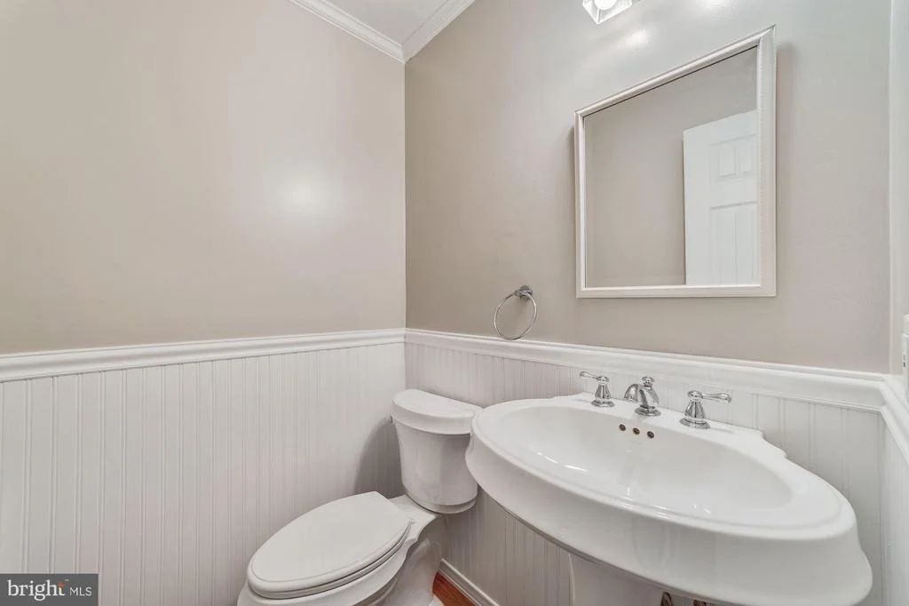 Photo of 5111 KING DAVID BOULEVARD