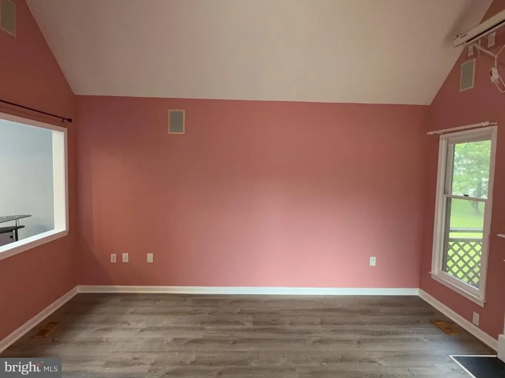 Photo of 9348 CREEKVIEW DRIVE