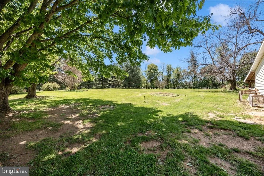 Photo of 19231 DEER PATH