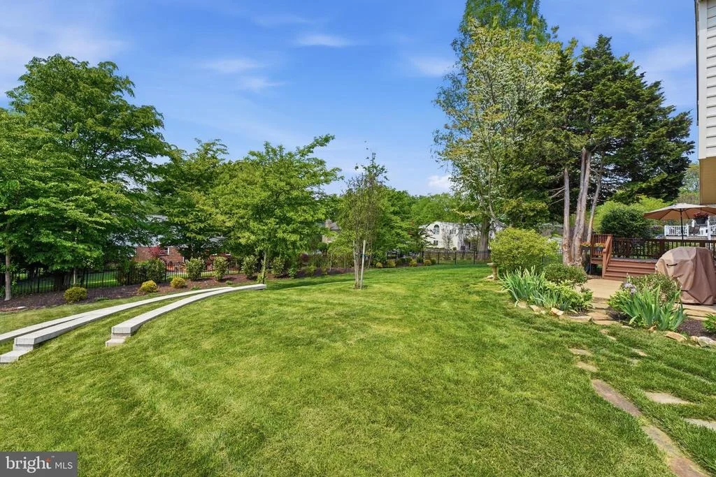 Photo of 15108 CENTERGATE DRIVE