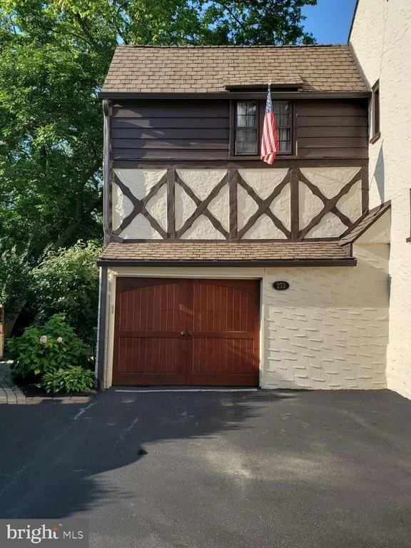 Photo of 273 STRAFFORD AVENUE