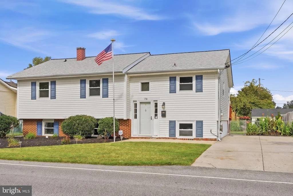 Photo of 158 RIVIERA DRIVE
