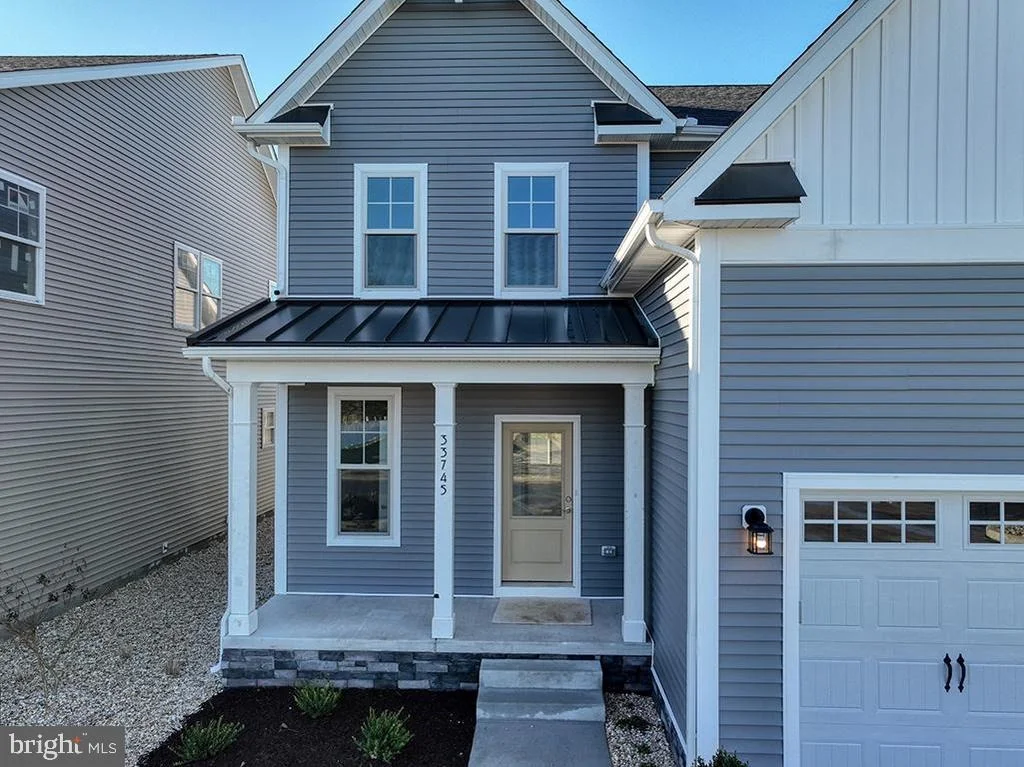 Photo of 33745 CATCHING COVE CT
