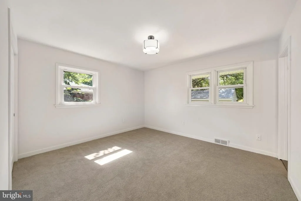 Photo of 615 TANEY AVENUE