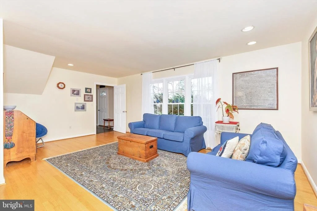 Photo of 28313 HONEYSUCKLE DRIVE