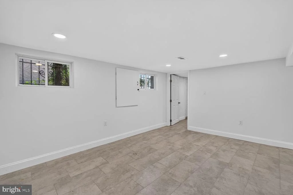 Photo of 1227 44TH PLACE SE