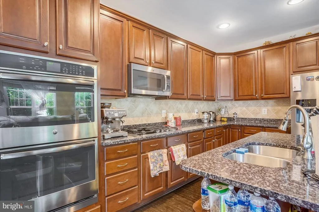 Photo of 23621 SUGAR VIEW DRIVE