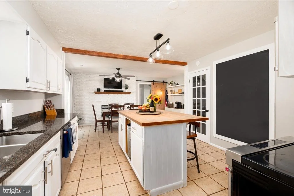 Photo of 12 WILLOW SPRING DRIVE
